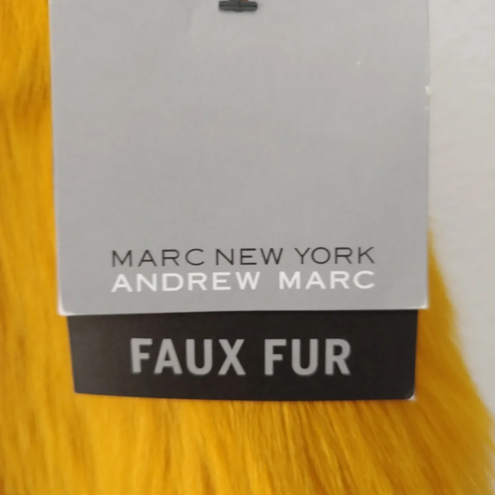 MARC NY Andrew Marc Faux Fur Golden Color Vest NWT - Picture 4 of 8